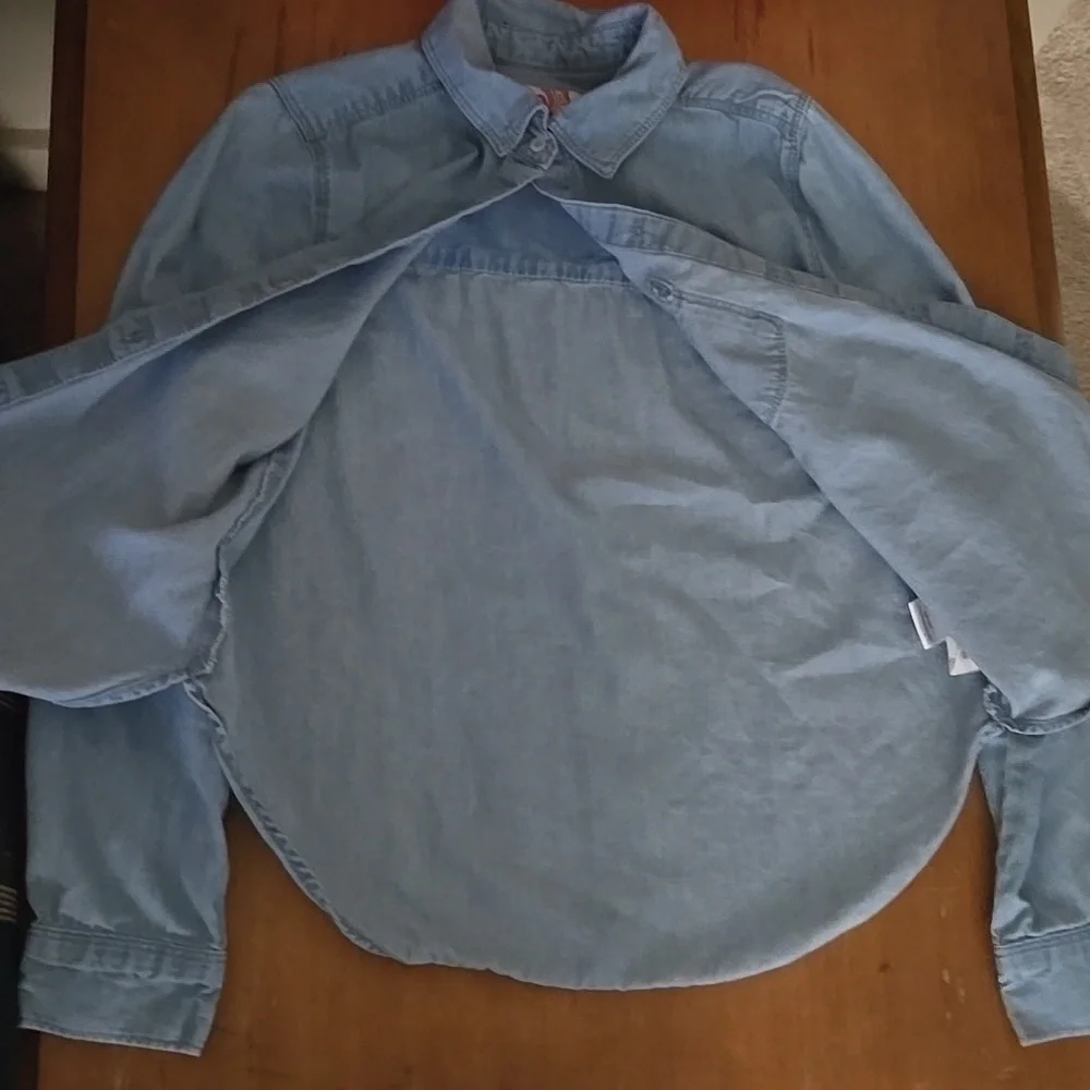 Size 10 Button Up Jean Jacket - Picture 2 of 6